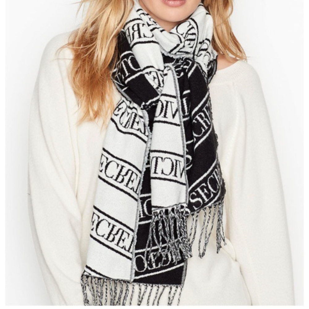 victoria’s secret scarf
